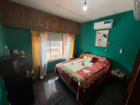 CASA EN VENTA 3 AMBIENTES ARREGHINI  GLEW