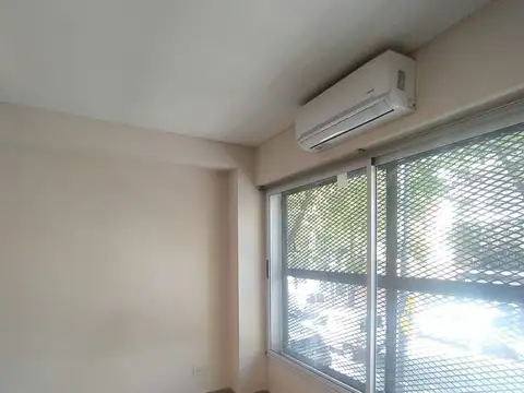Departamento en Alquiler en Chacarita, $ 650.000