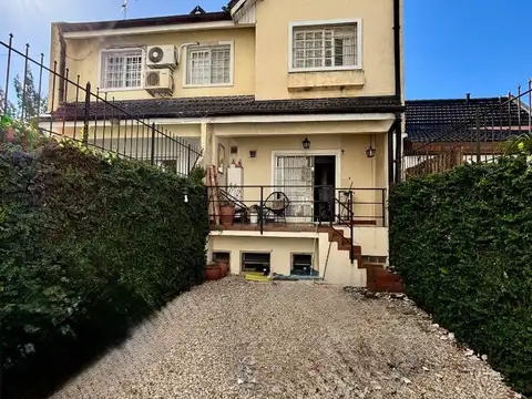 Depto Tipo Casa en Venta en Villa del Parque, USD 475.000