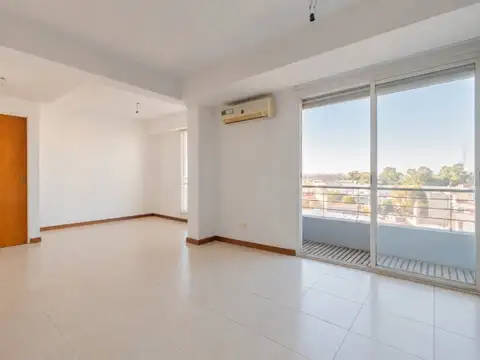 Hipolito Yrigoyen 1800 , Piso 7