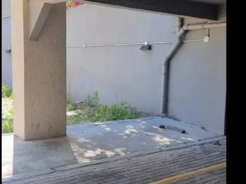 Corvalan 500, Piso PB