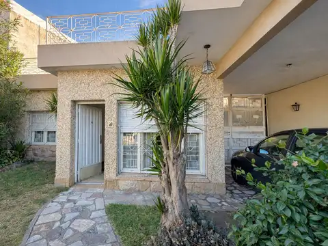 Casa de 3 ambientes en Ramos mejia