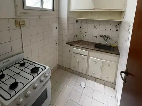 Buenos Aires 2000, Piso 1