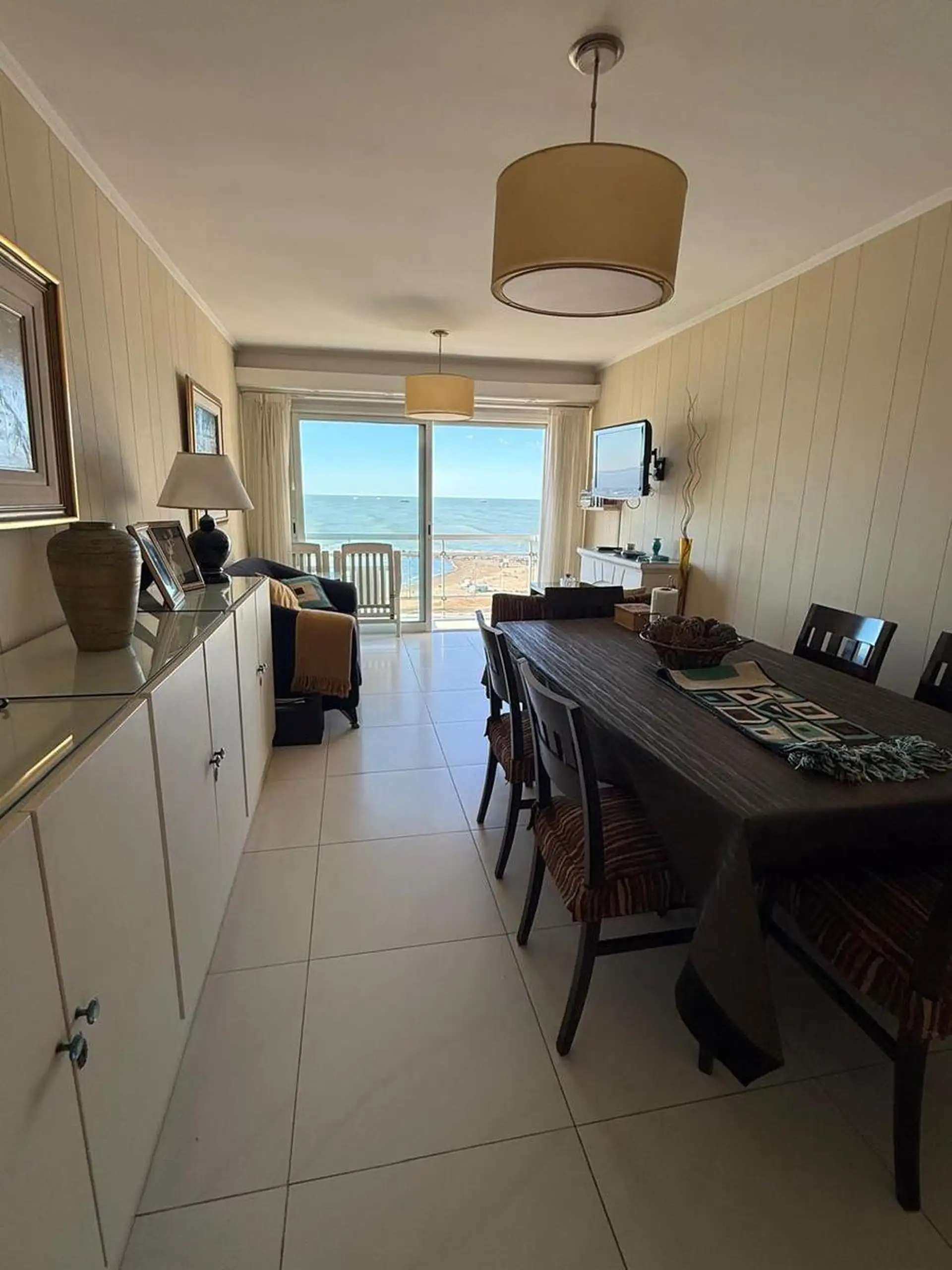 Depto 4 amb, 70m² con cochera y balcón — Torreon