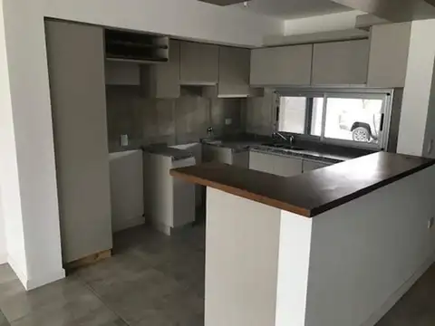 Duplex Chacras Del Sur 3 Dormitorios Cochera