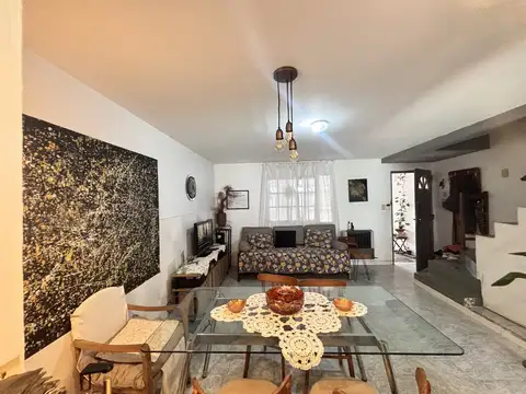 Casa en Venta en City Bell [Cod: 743]
