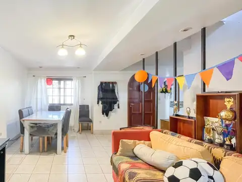 Casa en Venta en Munro, USD 230.000