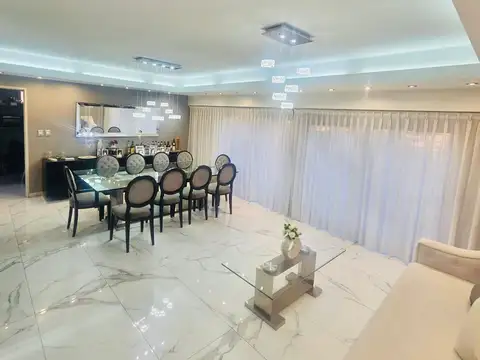 Departamento en Venta de 4 dormitorios