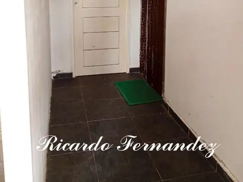 Quinteros 700, Piso PB