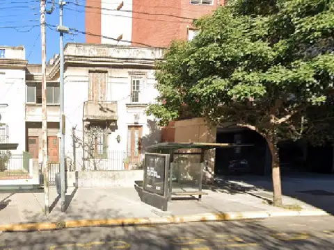 Avenida Directorio 1700