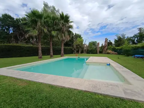 Casa en Barrio Cerrado "El Zozal en Pilar | 4 Dormitorios | Lote 1.800 m² con Piscina