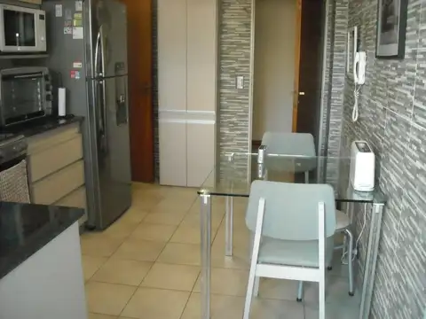 Departamento 4 ambientes con 3 baños