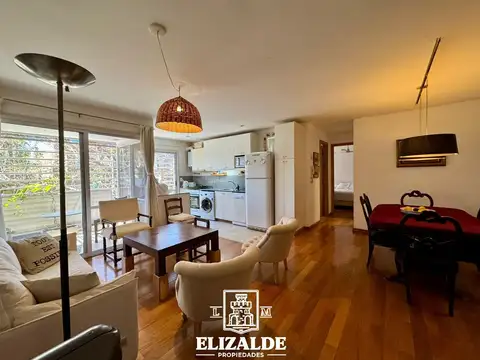 Chacabuco y Almte. Brown - 3 ambientes con cochera - Venta