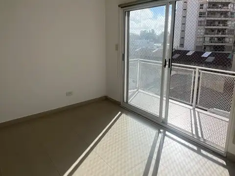 Departamento en Alquiler en Villa del Parque, $ 800.000