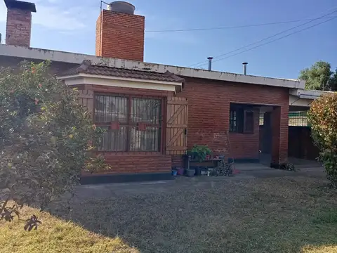 EN LAS TAPIAS CERCA DE TODO  GRAN LOTE  