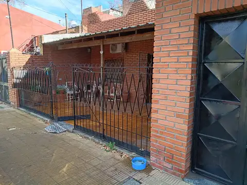 sanchez de thompson 2400