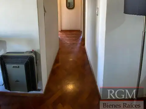 Departamento 5 ambientes con 2 baños