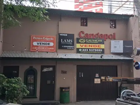 En pleno centro comercial Alem, sobre Almafuerte a mts. Alem