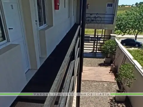 Avenida Los Chañares 400, Piso 1