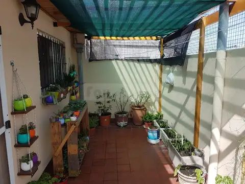 Depto Tipo Casa en Venta de 4 ambientes