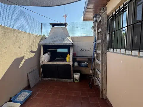 Depto Tipo Casa en Venta de 4 ambientes