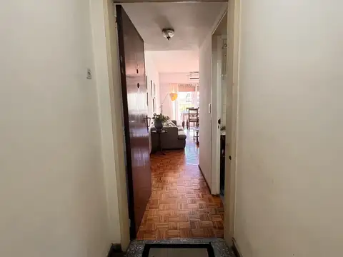 Av. DIAZ VELEZ 3800, Piso 5