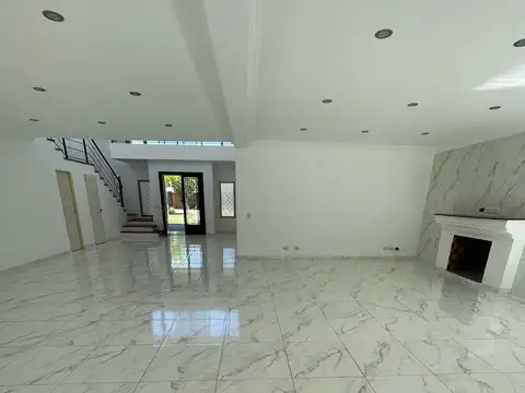 Casa en Alquiler en Villanueva, USD 3.300