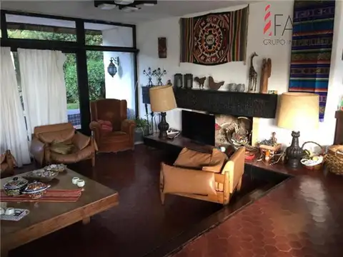 Casa en Alquiler en Pinares, USD 5.000