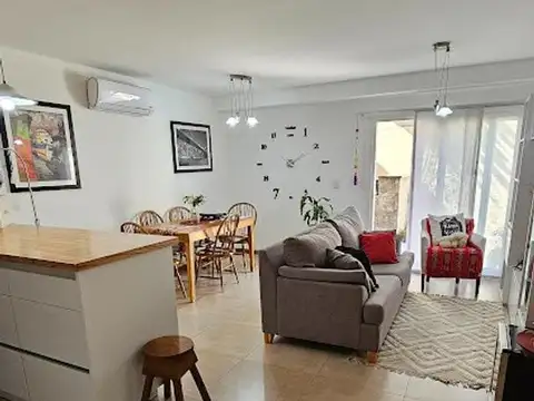Departamento 2 ambientes con 2 baños