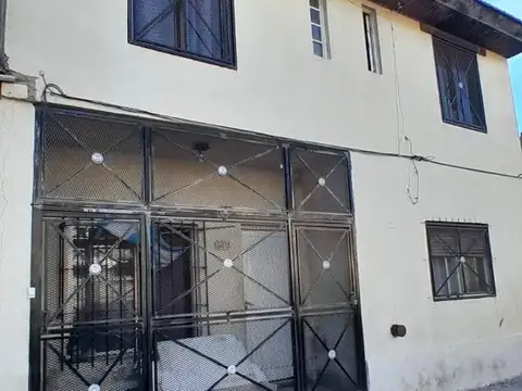 DOS PROPIEDADES EN PLANTA BAJA Y OTRA PLANTA ALTA