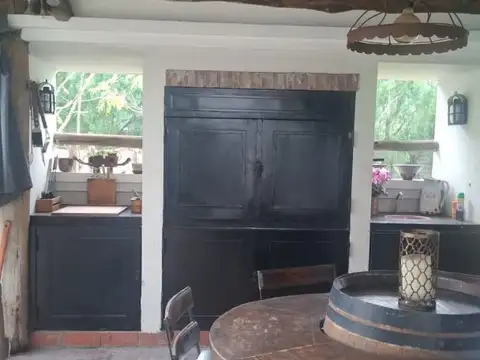 Casa 5 ambientes con 3 baños