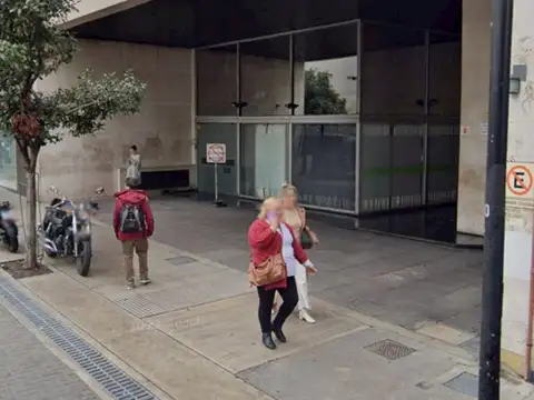 Suipacha e/ Lavalle y Tucumán