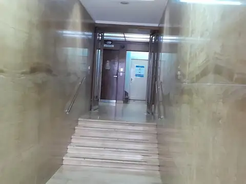 Oficina en Alquiler en Monserrat, $ 250.000