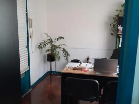 Oficina en Alquiler 50 años