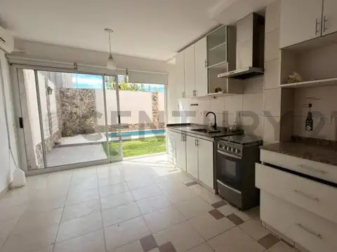 Casa en Venta en Villa Nueva de Guaymallen, USD 185.000