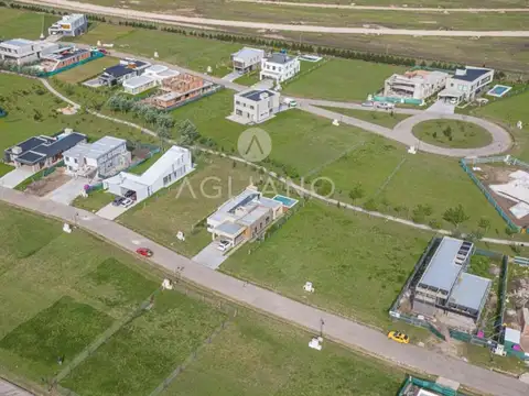 Terreno en Venta de 654,0 m2