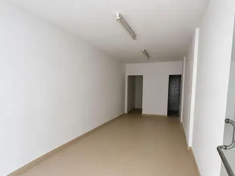 Local comercial 30 mt2 , en pleno centro de Cordoba