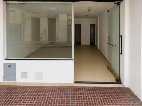 Local comercial 30 mt2 , en pleno centro de Cordoba