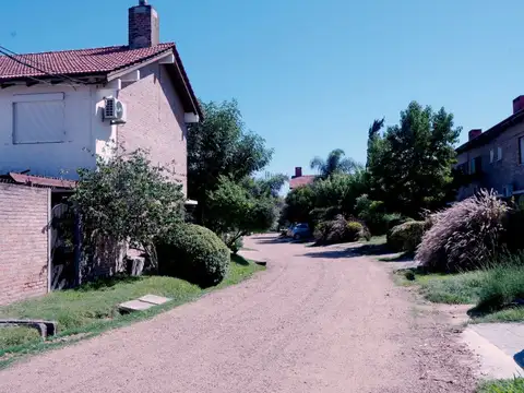 Impecable propiedad en cooperativa pronta