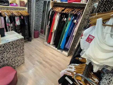 Av. Acoyte  y Av. Rivadavia