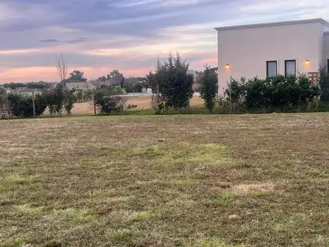 HERMOSO LOTE EN AREA 1 COMPLEJO SAN SEBASTIAN