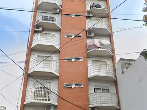 OPORTUNIDAD VENTA DEPARTAMENTO 2 AMB CON COCHERA