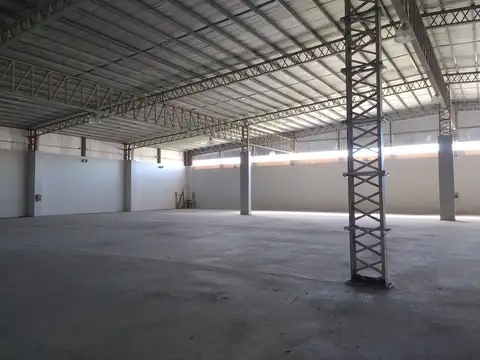 Galpon en Venta en Campana, USD 2.500.000