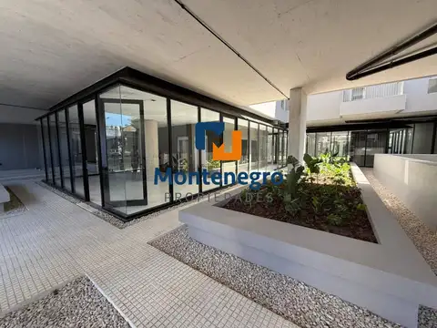 Ayacucho 2200, Piso 8