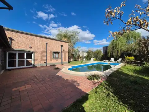 Casa en Alquiler al Este