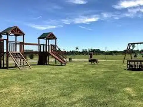 Terreno en Venta en Pilar del Este - Santa Elena, USD 50.000