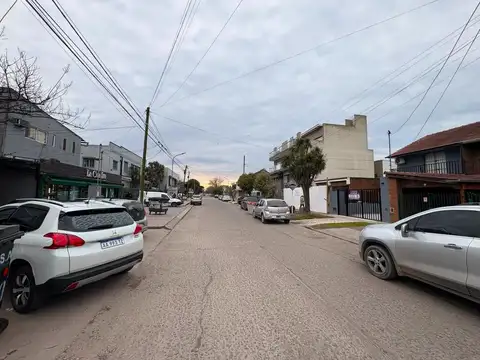 Local al frente en alquiler