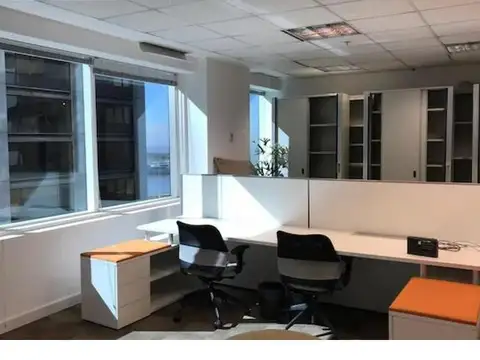 Oficina Monoambiente con 4 baños