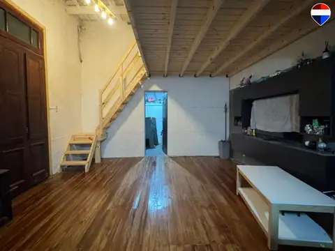 Depto Tipo Casa en Venta 39 años
