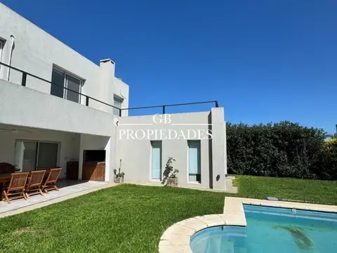 Alquiler de Casa 5 AMBIENTES en Ayres Plaza, Pilar